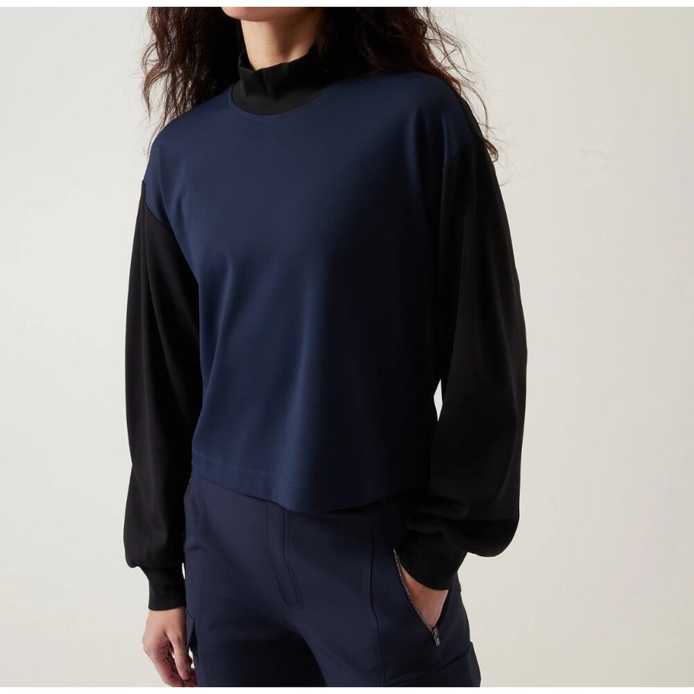 NWT Athleta Women’s XS Venice Colorblock Mock Neck Long Sleeve Sweatshirt Athlei